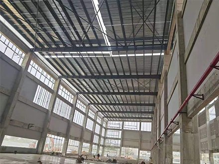 YX38-152-914开口楼承板安装现场